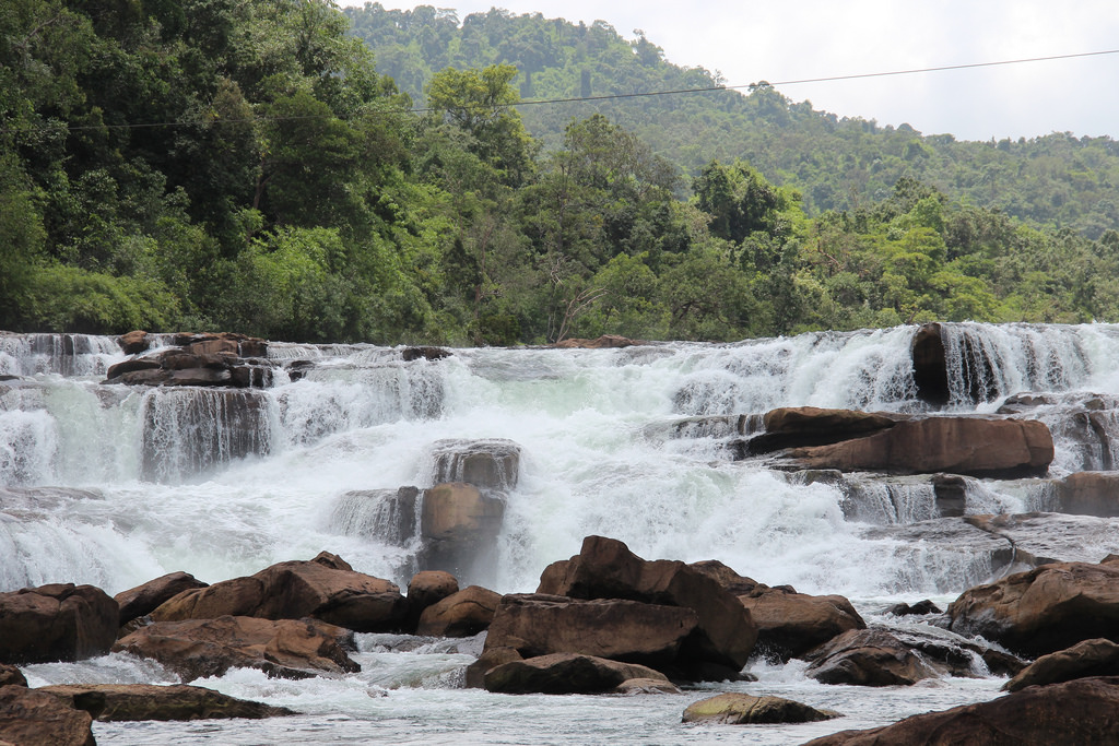 attraction-Tatai Waterfall 3.jpg